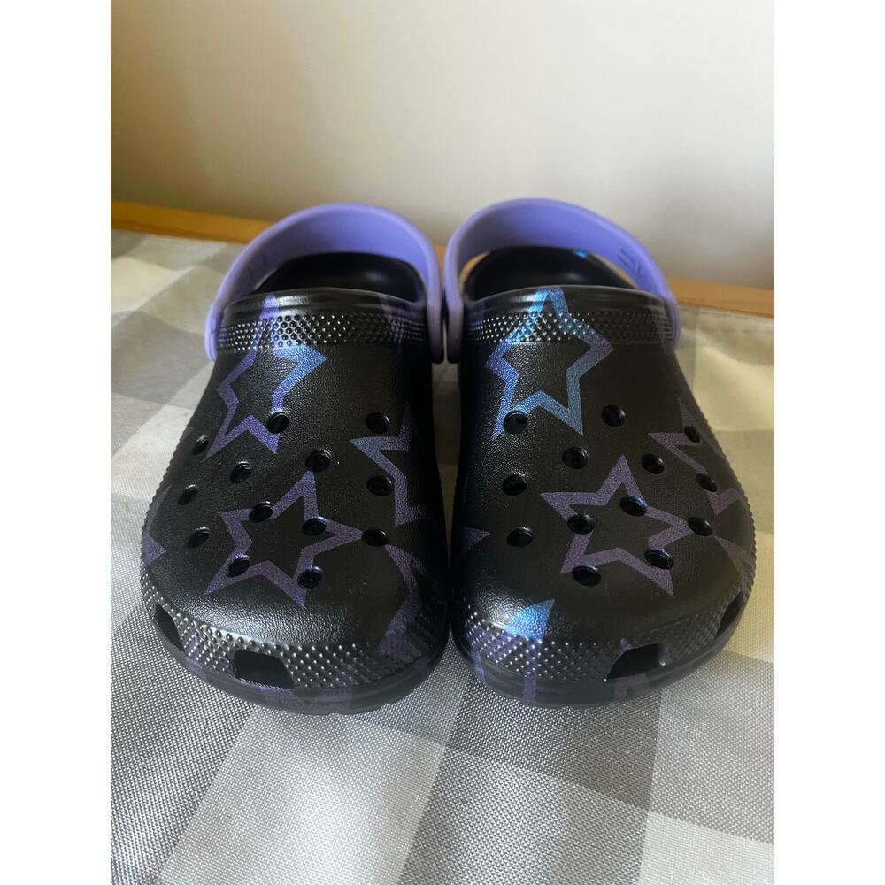 Crocs Classic Disco Dance Party Clogs Big Kid Size 2 Black Purple Stars NEW - Picture 4 of 6